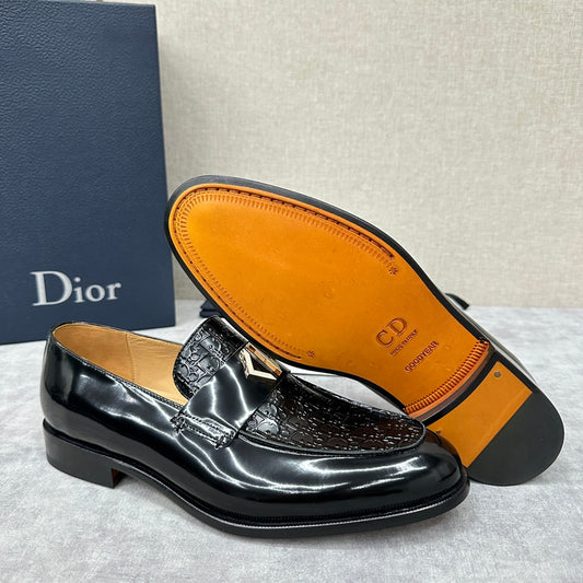 Christian Dior: Casual Loafers