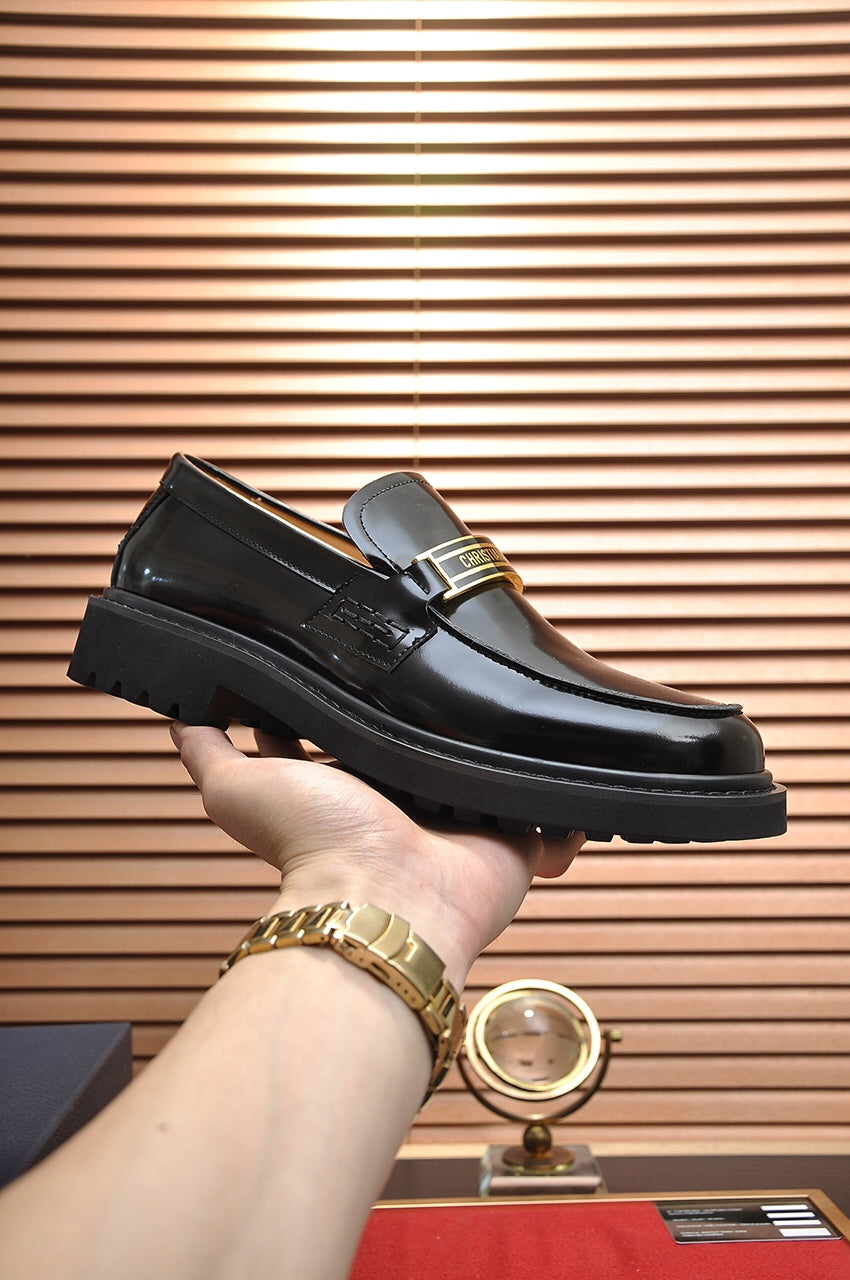 Christian Dior: Casual Loafers