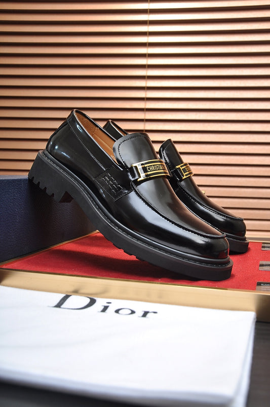 Christian Dior: Casual Loafers